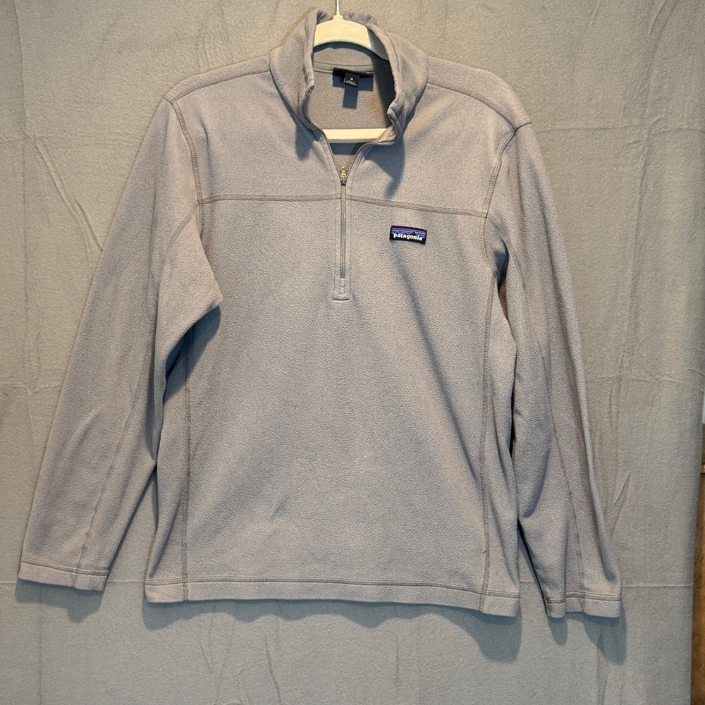 Patagonia Men's Light Gray Zip-Up Sweater